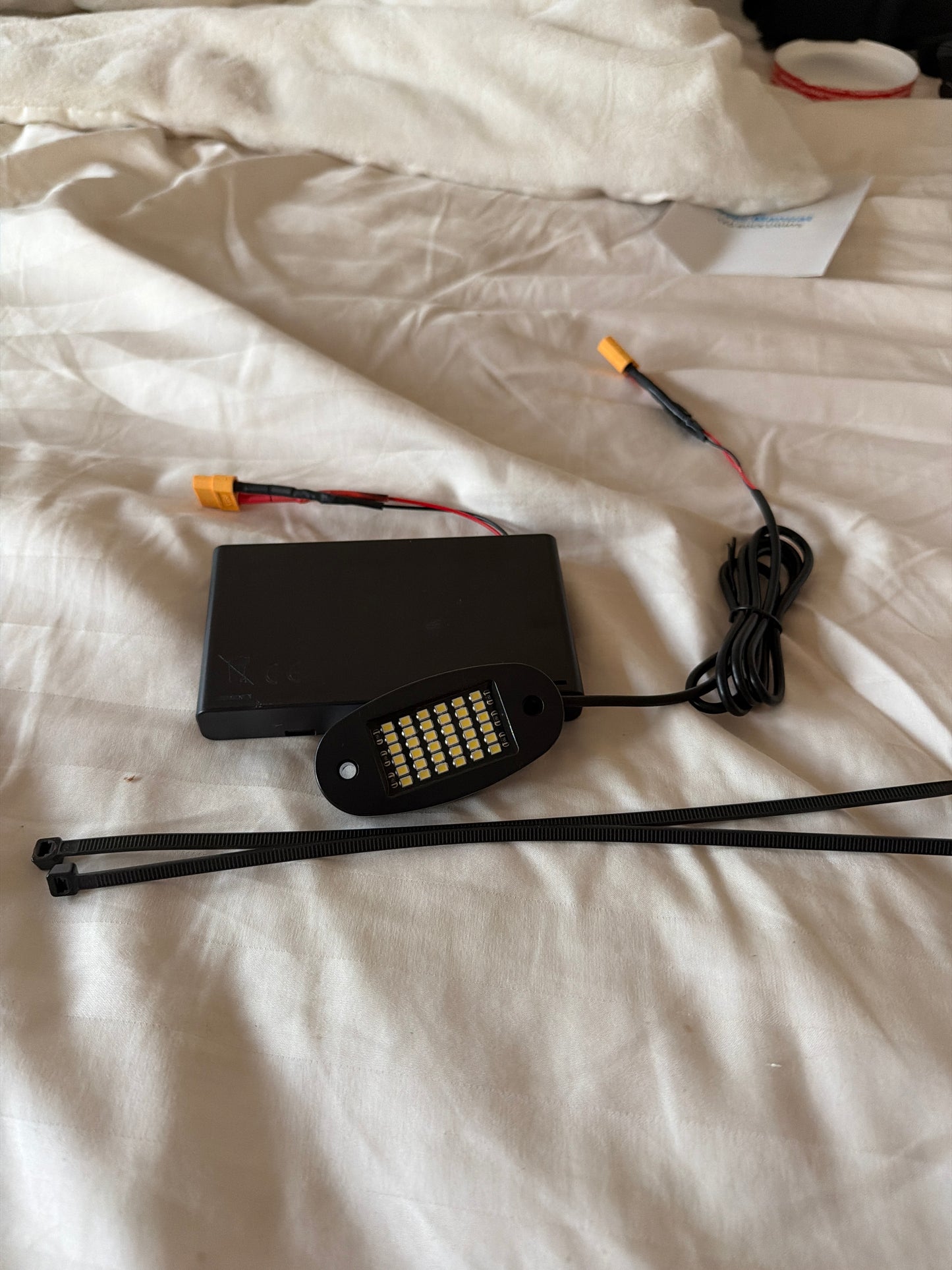 V2 rock light[battery powered] double aa